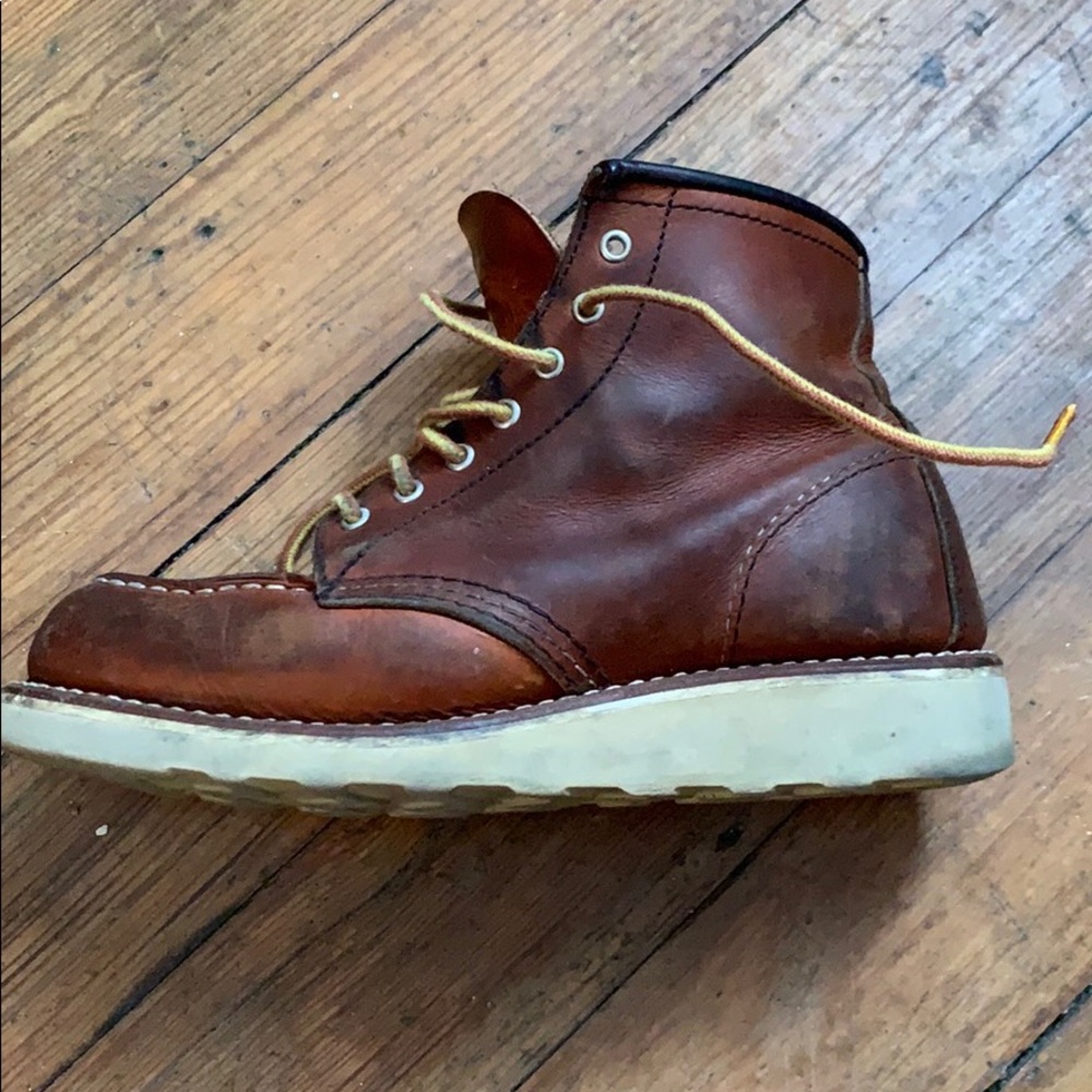 Worn in womens heritage boot- Red Wing